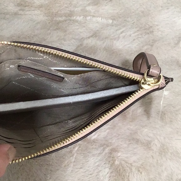 🆕 MICHAEL KORS Jet Set Leather Signature Logo Wristlet Wallet Fawn Color - Picture 7 of 10